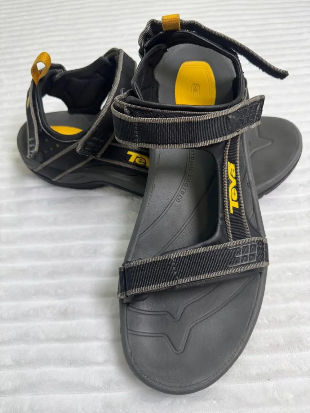 Teva Tanza Hiking Sandals Mens 13 Black Water Sport Strap Shoc Pad Casual